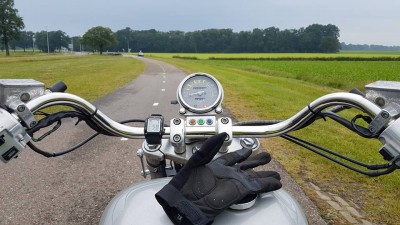 vt1100-c1-87-fatboy-stuur.jpg