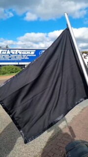 Vandaag was de uitvaart van Freek. Met 29 motoren hebben we de rouwstoet begeleid en Freek een laatste groet gebracht met een V-Twinconcert. Het is mooi om te zien dat er weer zovelen gehoor hebben gegeven aan de oproep om de uitvaart te begeleiden. Dank aan de familie voor de ontvangst en waardering en uiteraard wensen we jullie heel veel sterkte in deze zware tijd. 

Freek, we hebben een mooi Viking-nummer voor je uitgekozen onder de recap van je laatste groet. 

Rust zacht. 

#ShadowMotorclub #Uitvaart #ValhallaCalling #Honda #HondaShadow #HondaVT #HondaVTX #HondaVT600 #HondaVT750 #HondaVT1100 #Chopper #Bobber #Cruiser #Toertocht #BikerLife #RideToLive #LiveToRide #ShadowMC #VTwin #VTwinConcert