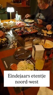 Gisteravond kwam regio noord-west samen voor het jaarlijkse eindejaars etentje om gezamelijk het motorseizoen af te sluiten. Met 20 man gezellig samen eten, drinken, bijpraten en dit keer zelf aan tafel je eten te grillen op de barbecue! Het was erg gezellig en goed georganiseerd! Uiteraard zien we elkaar weer op 7 december in het maandelijkse Club Café!
#Eindejaarsetentje #EveningInTheTavern #BBQ #ShadowMotorclub #Motorrijden #Honda #HondaShadow #HondaVT #HondaVTX #HondaVT600 #HondaVT750 #HondaVT1100 #Chopper #Bobber #Cruiser #ClubCafe #BikerLife #RideToLive #LiveToRide #BikerCafe #NoordWestNederland #StamCafe #ShadowMC #VTwin