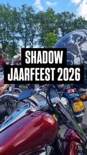 Dat was hem weer, het jaarfeest van 2026! We kijken terug op een ontzettend mooi en gezellig weekend "deurdonderen" in de Achterhoek. Of zoals we zelf altijd zeggen; "wat was het weer een kutweekend" 😉 

Leuke mensen, jong, oud, kort lid, al 30 jaar lid, van alles en iedereen was aanwezig. Er was veel en ontzettend lekker eten. Er was een bierproeverij, oud Hollandse spellen mét prijzenpakket, een extra landelijke rit waarbij ook de Intruder Owners Club Holland aanwezig was. De biker en bikester van het jaar werden bekend gemaakt. We hadden 1 mystery guest en 2 steengoede bands en er was ook nog een jarige. Kortom, we hebben met z'n allen ontzettend afgezien dit weekend. 

Bedankt dat jullie weer aanwezig waren om er weer met z'n allen een mooi jaarfeest van te maken! Geniet nog even na en alvast welterusten straks want er zullen wellicbt wat uurtjes slaap ingehaald moeten worden... 

#ShadowMotorclub #HondaShadow #RideToParty #BikerEvent #ShadowJaarfeest